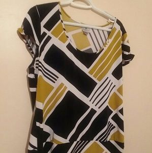 Worthington top with cap sleeves